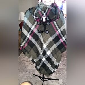 Women's Flannel Look Stylish Poncho Style Top Soft Comfy One Size Like New Perf
